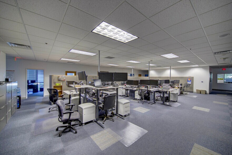 More Photos Of 1065 Marauder St, Chico Manufacturing For Sale