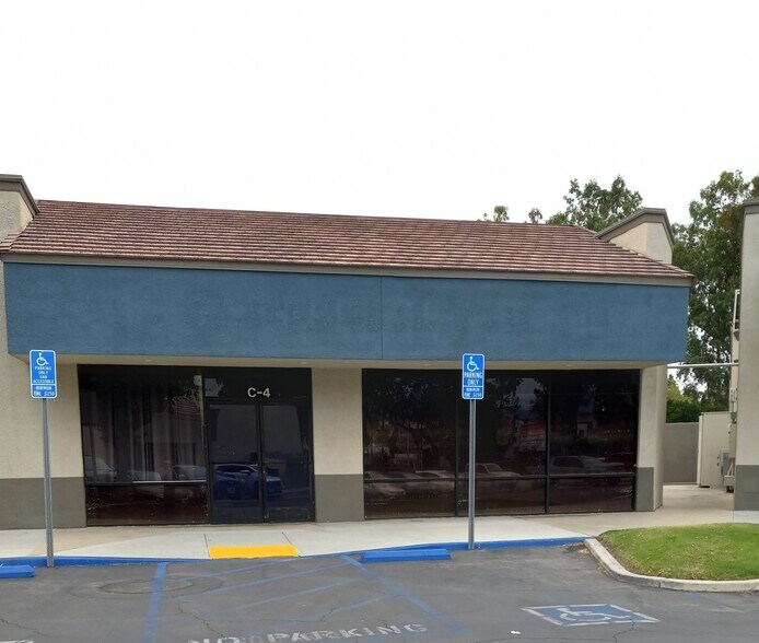 More Photos Of 617-641 N Main St, Corona Unknown For Lease