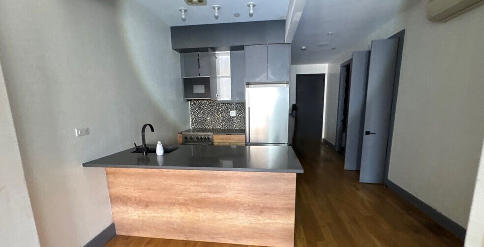 More Photos Of 1490 Saint Johns Pl, Brooklyn Apartments For Sale