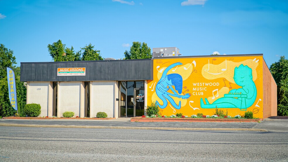 More Photos Of 2323 Westwood Ave, Richmond Light Distribution For Lease