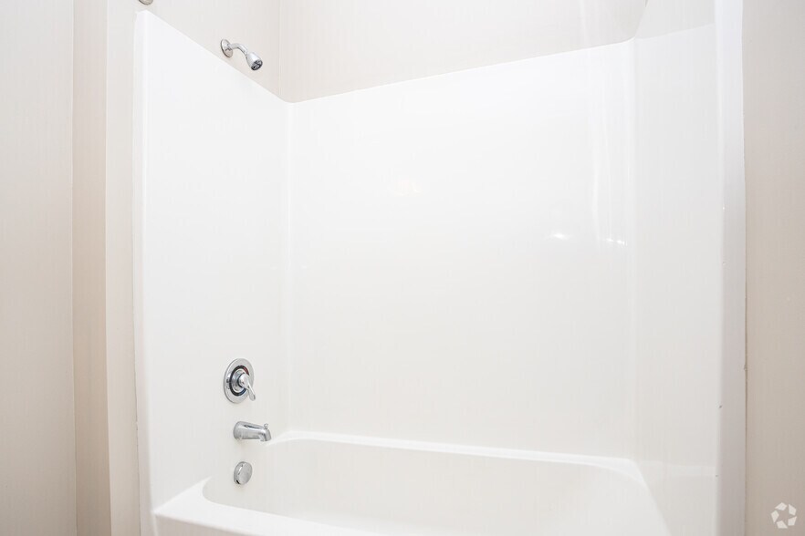 More Photos Of 600 Marshall St, Louisville Apartments For Sale