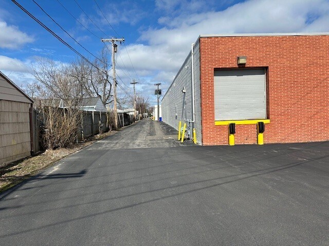 More Photos Of 4216-4220 Delaware Ave, Tonawanda Storefront For Lease