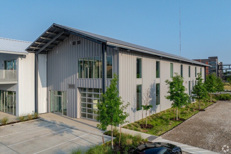 Primary Photo Of 2850 Clinton Dr, Houston Office For Sale