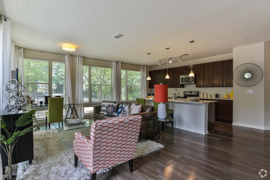 More Photos Of 111 Glenridge Point Pky NE, Sandy Springs Apartments For Lease