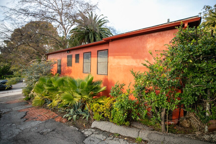 More Photos Of 3226 Barham Blvd, Los Angeles Storefront Retail Residential For Sale
