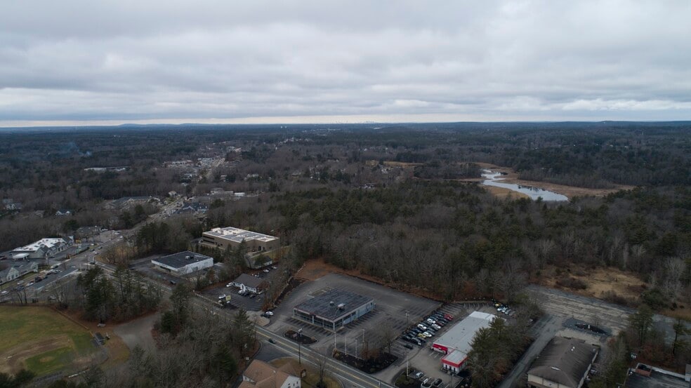 More Photos Of 32 Schoosett St, Pembroke Auto Dealership For Sale