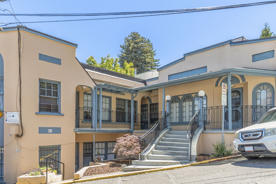 Primary Photo Of 800 SW Green Ave, Portland Apartments For Sale