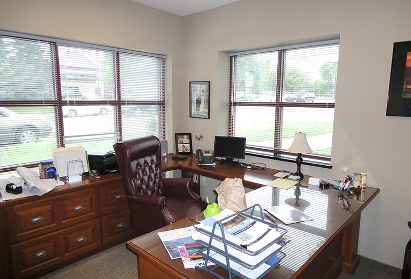 More Photos Of 15600 35th Ave N, Plymouth Office For Lease