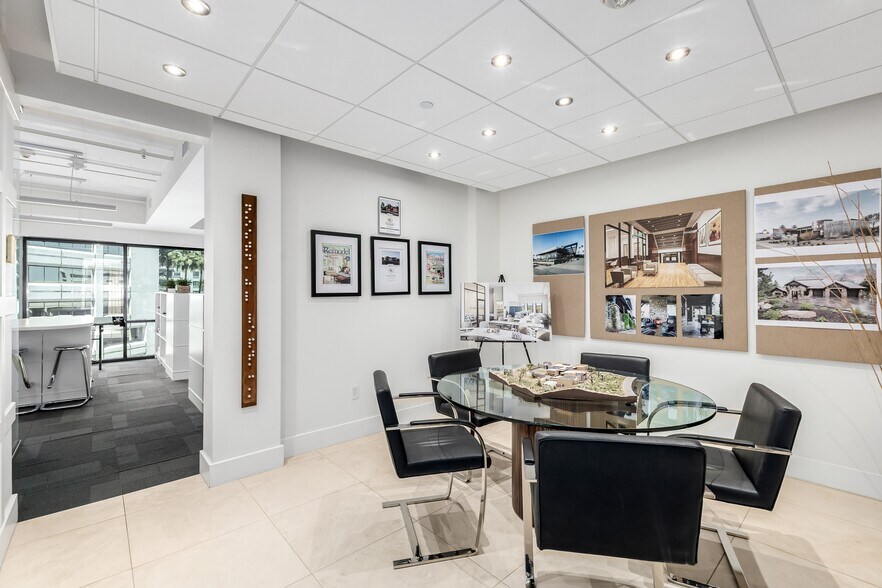 More Photos Of 3033 N Central Ave, Phoenix Loft Creative Space For Sale