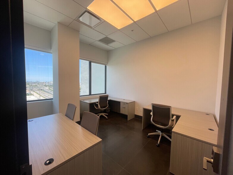 More Photos Of 19790 W Dixie Hwy, Aventura Office For Lease