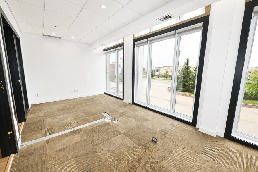 More Photos Of 2330 Ellwood Dr SW, Edmonton Specialty For Lease