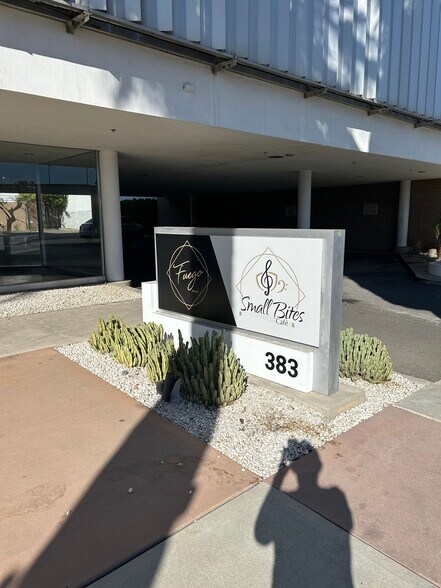 More Photos Of 383 S Palm Canyon Dr, Palm Springs Storefront Retail Office For Lease