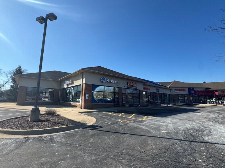 More Photos Of 4579-4589 Route 71, Oswego Storefront Retail Office For Lease