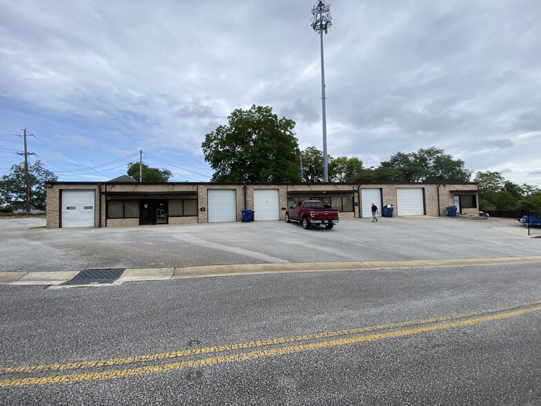 Primary Photo Of 100 Mill St, Lawrenceville Warehouse For Lease