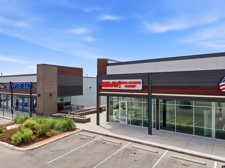 More Photos Of 8610 Potranco Rd, San Antonio Storefront Retail Office For Lease