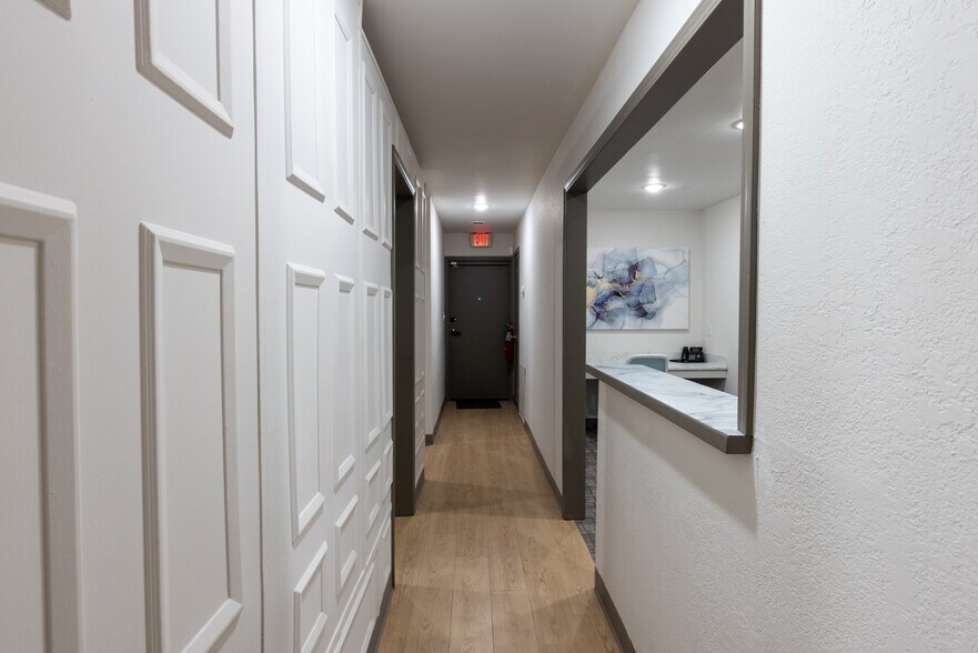 More Photos Of 1001 NW 15th Ave, Ardmore Medical For Sale