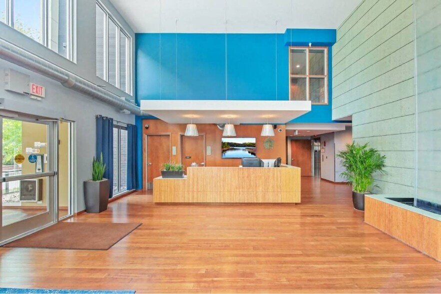 More Photos Of 2922 Aldrich Ave S, Minneapolis Apartments For Lease