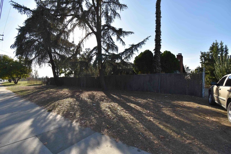 More Photos Of 2445 N Towne Ave, Pomona Land For Sale