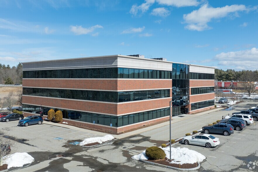 More Photos Of 44 Bearfoot Rd, Northborough Office For Lease