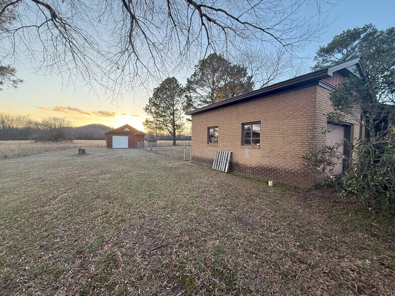 More Photos Of 9708 Highway 71 S, Fort Smith Office For Sale