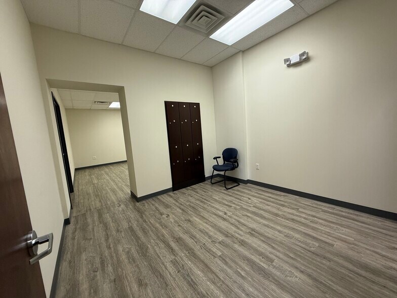 More Photos Of 294-298 State St, Hackensack Medical For Sale