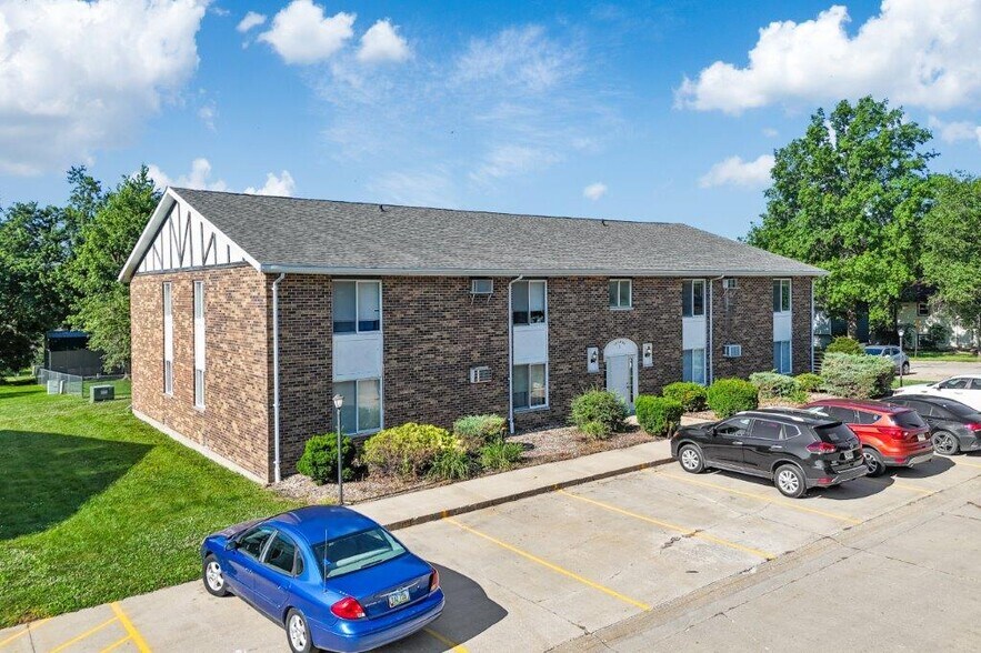 More Photos Of 1 Richards Dr, Keokuk Apartments For Sale