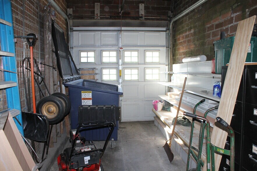 More Photos Of 325 W Elm St, Sycamore General Retail For Sale
