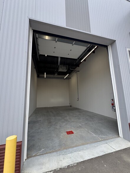 More Photos Of 20304 109 Av NW, Edmonton Warehouse For Sale