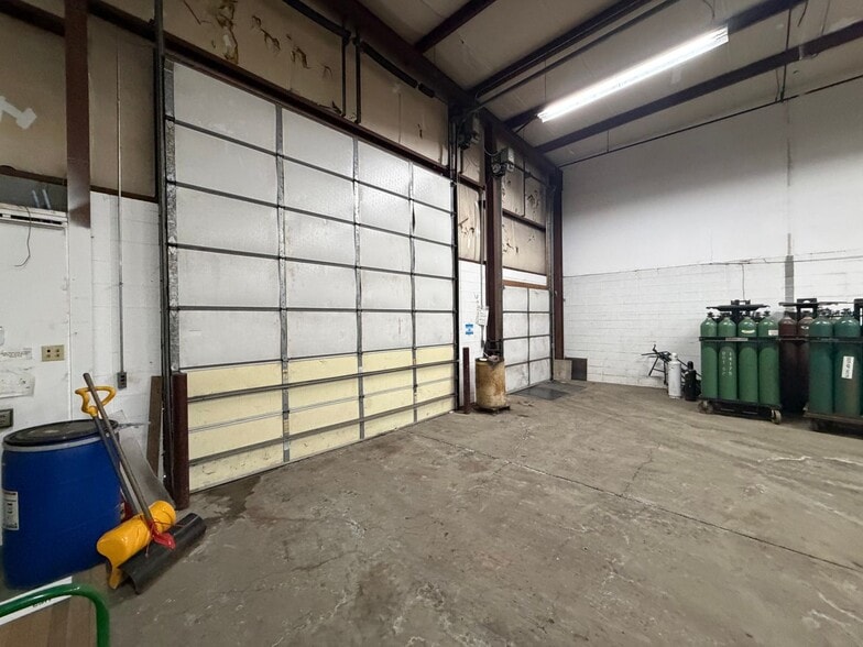 More Photos Of 2301 N Bendix Dr, South Bend Unknown For Lease