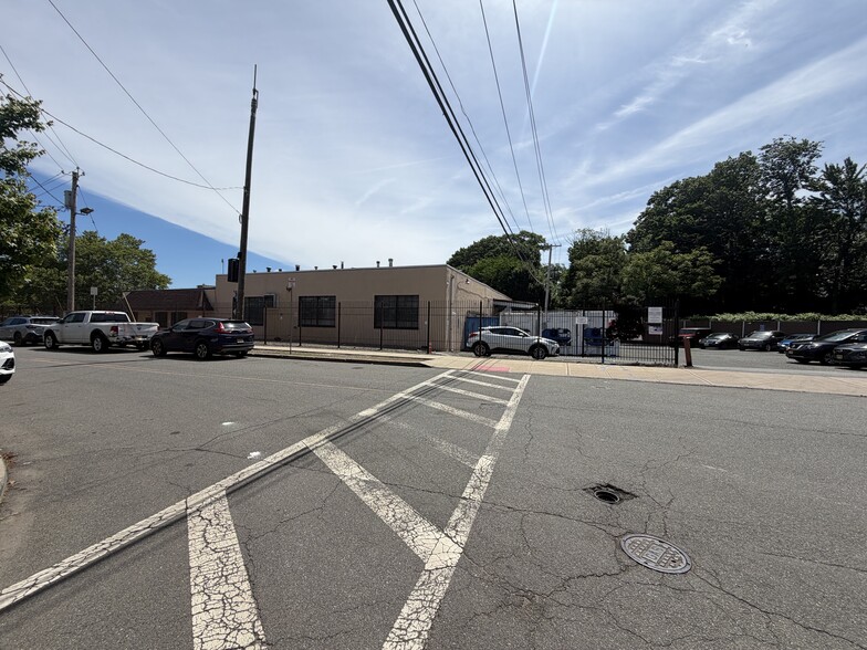 More Photos Of 123 Manchester Pl, Newark Food Processing For Lease