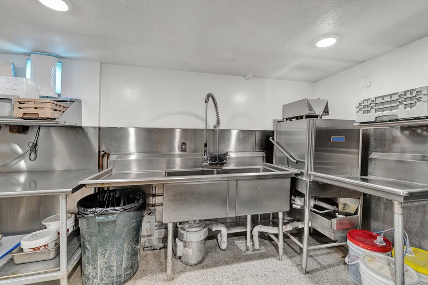 More Photos Of 121 W Main St, Trinidad General Retail For Sale