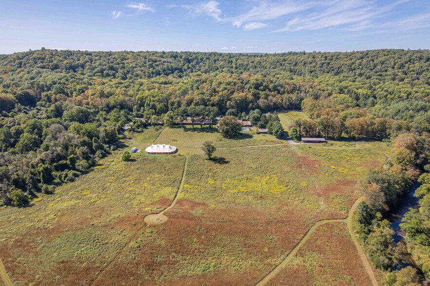 More Photos Of 7 National Park Service Rd, Layton Lodge Meeting Hall For Sale