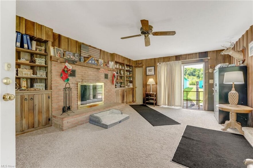 More Photos Of 16107 Moseley Rd, Madison Industrial For Sale