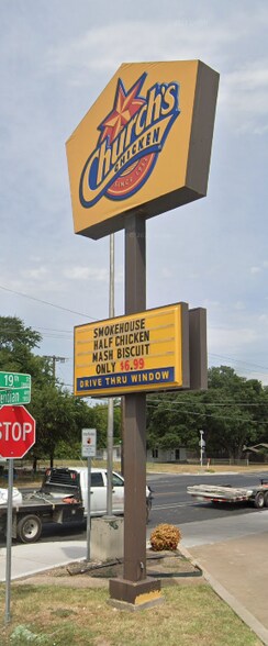 More Photos Of 3903 N 19th St, Waco Restaurant For Lease