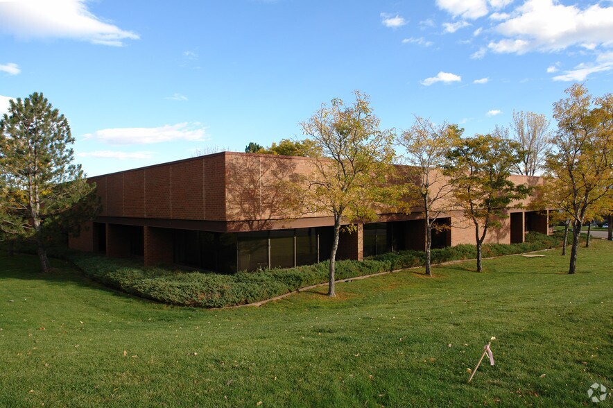 More Photos Of 10579 Bradford Rd, Littleton Medical For Lease