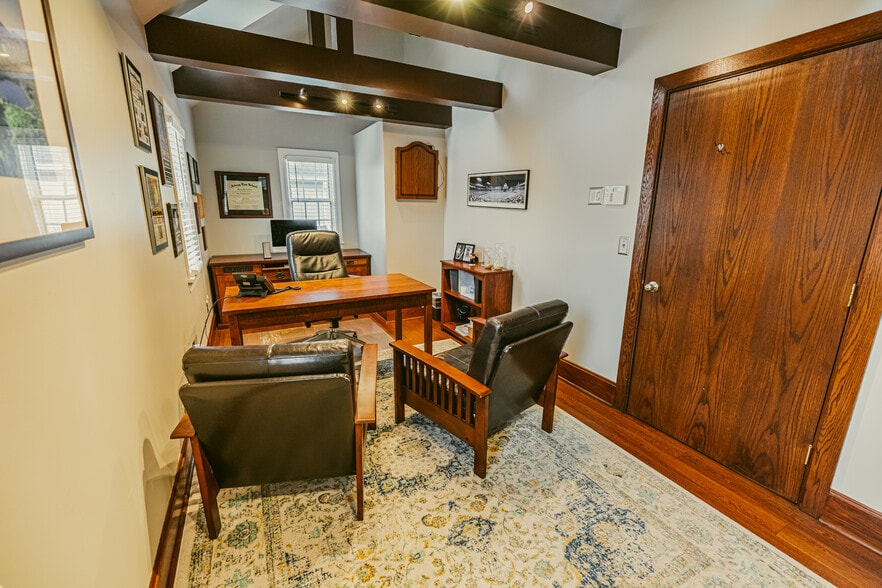 More Photos Of 1507 Monroe Ave, Rochester Office For Sale