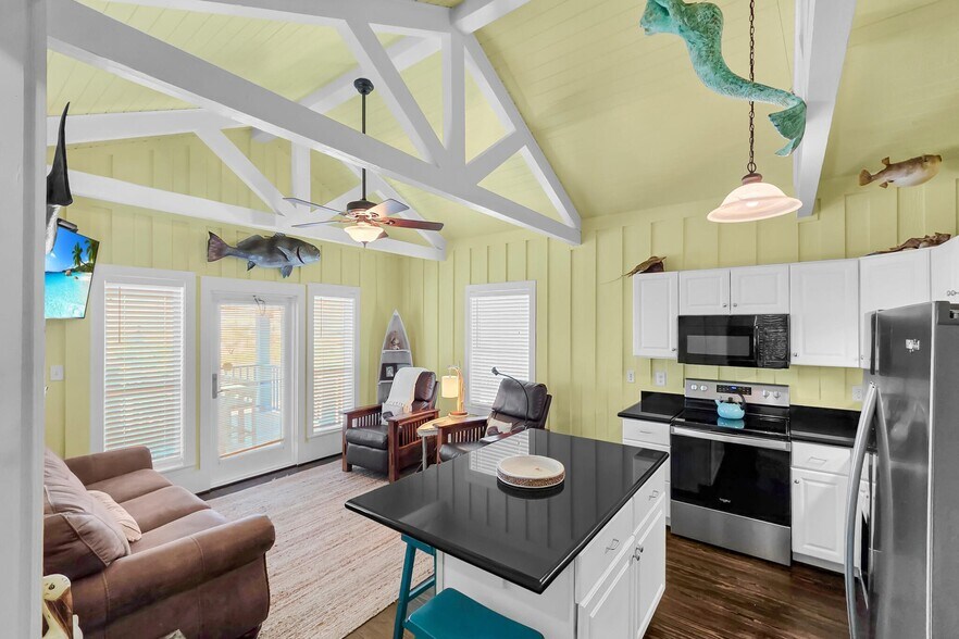 More Photos Of 2207 Nelson Avenue, Port Bolivar Healthcare For Sale