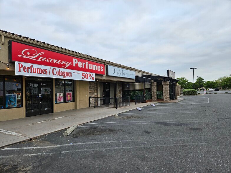 More Photos Of 2501 McHenry Ave, Modesto Freestanding For Sale