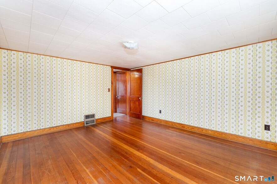 More Photos Of 203 Willimantic Rd, Chaplin Storefront Retail Residential For Sale