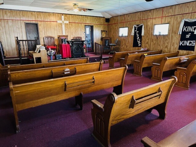 More Photos Of 25 Colony Rd, Burgettstown Specialty For Sale