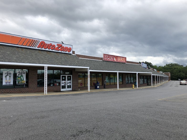 More Photos Of 100 Drury Dr, La Plata General Retail For Lease