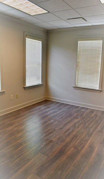 More Photos Of 1830 Peachtree Pky, Cumming Medical For Sale