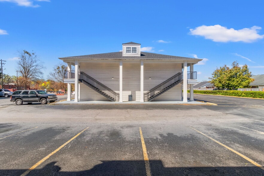 More Photos Of 2350 Chestnut St, Orangeburg Hotel For Sale