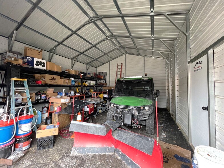 More Photos Of 530 Walnut Ave NE, Canton Storefront Retail Office For Sale