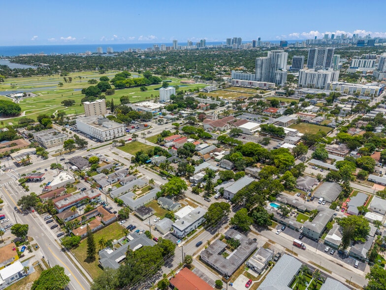 More Photos Of 1859 Lincoln St, Hollywood Apartments For Sale