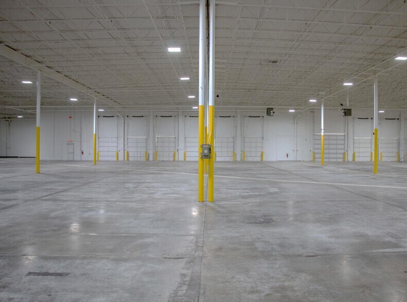 More Photos Of 170 Selig Dr SW, Atlanta Warehouse For Sale
