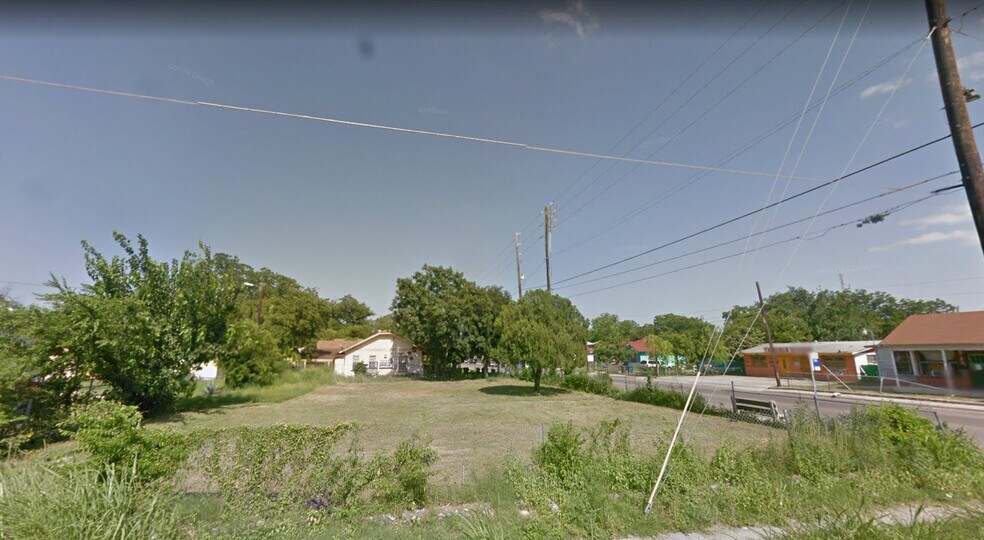 More Photos Of 1753 W Poplar St, San Antonio Land For Sale