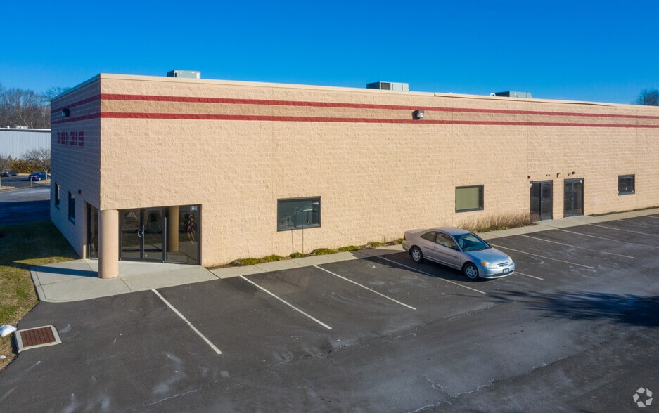 More Photos Of 301-315 Camars Dr, Warminster Township Light Manufacturing For Sale
