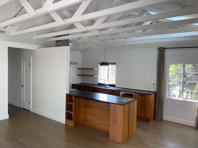 More Photos Of 745 N Hayworth Ave, Los Angeles Apartments For Sale