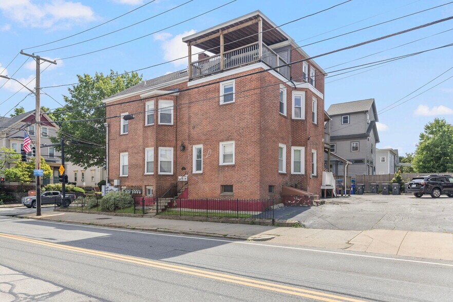 More Photos Of 64-66 Pitman St, Providence Apartments For Sale